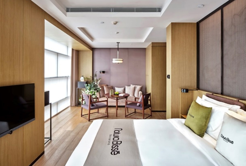 ���Ƶ�ͷ��Ҿ�